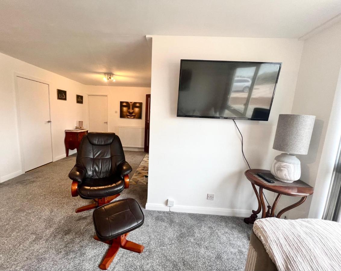 Beach Front Apartment With Free Parking, St Annes Lytham St Annes Dış mekan fotoğraf